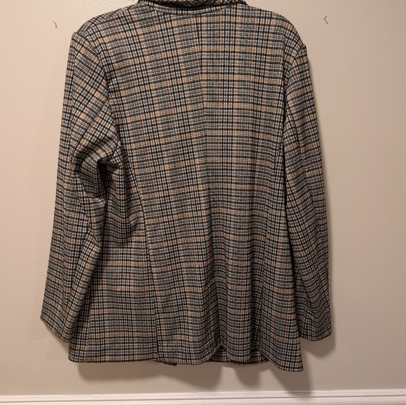 Apt. 9 Houndstooth Blazer in Black and Cream - Picture 5 of 5